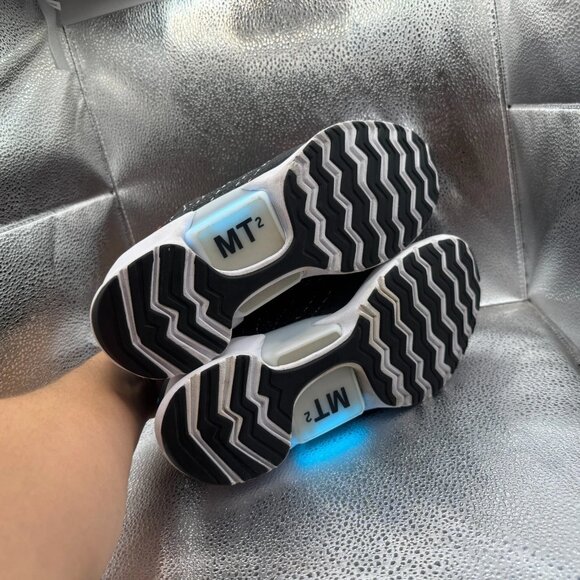 Size 8.5 Nike Hyper Adapt 2.0 Bred EARL Mens Black Red Sneakers 843871-005 - Picture 11 of 12